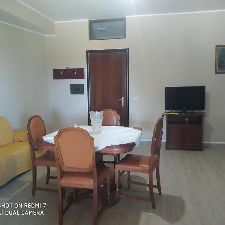 Ferienwohnung Casa Melia Monasterace Exterior foto