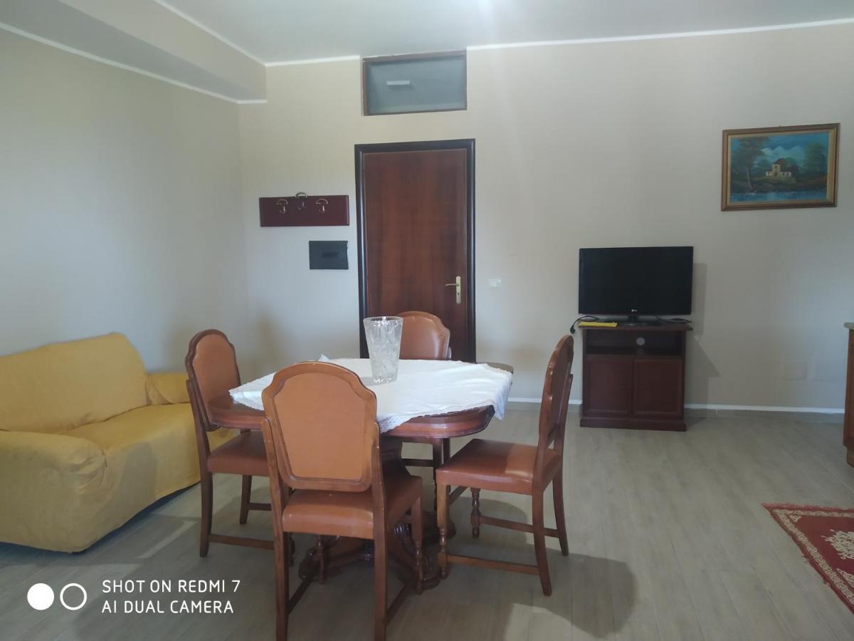 Ferienwohnung Casa Melia Monasterace Exterior foto